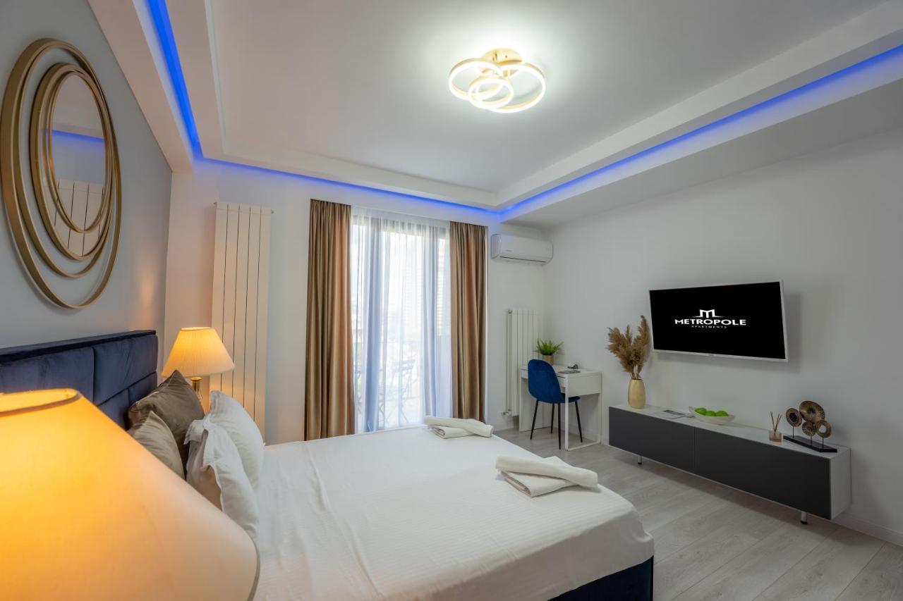 Metropole Apartments - Old City Bukares Bagian luar foto