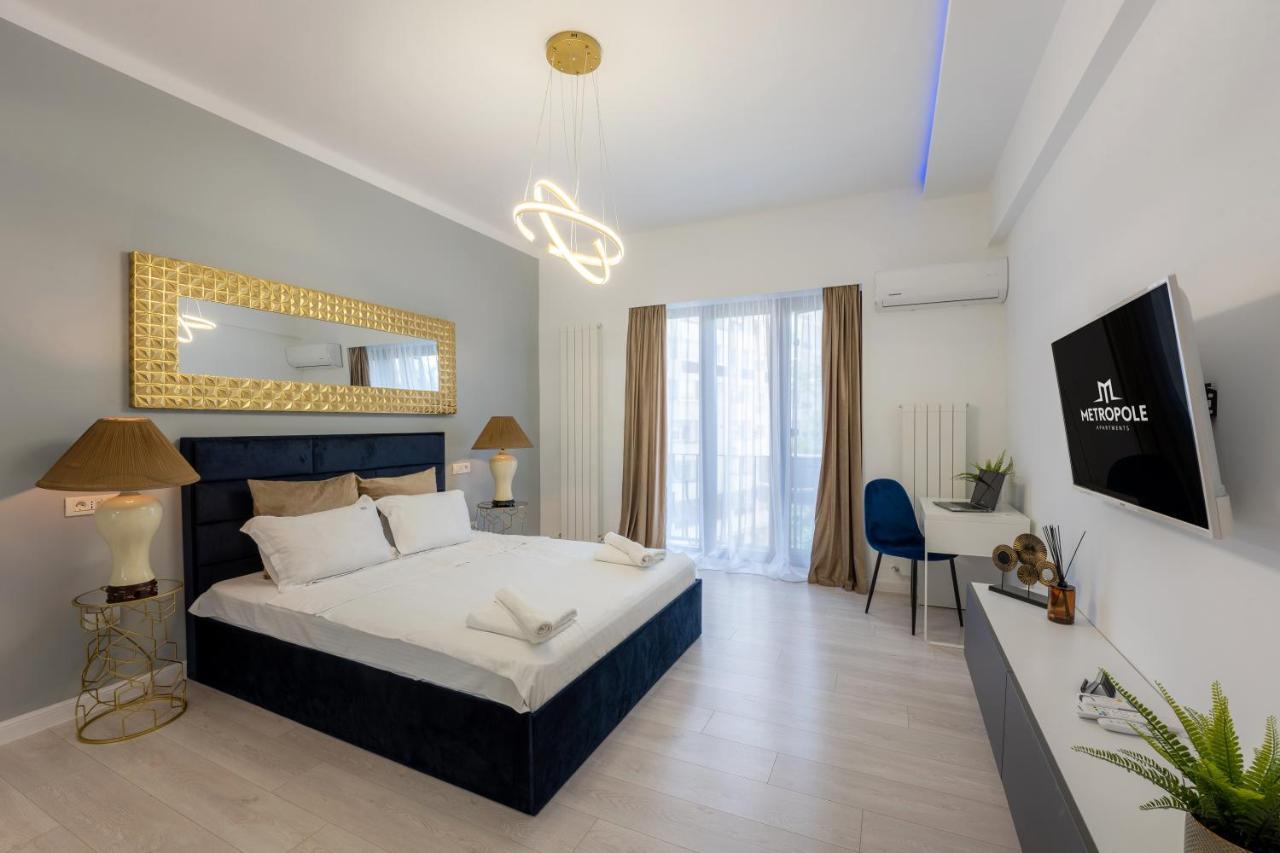 Metropole Apartments - Old City Bukares Bagian luar foto